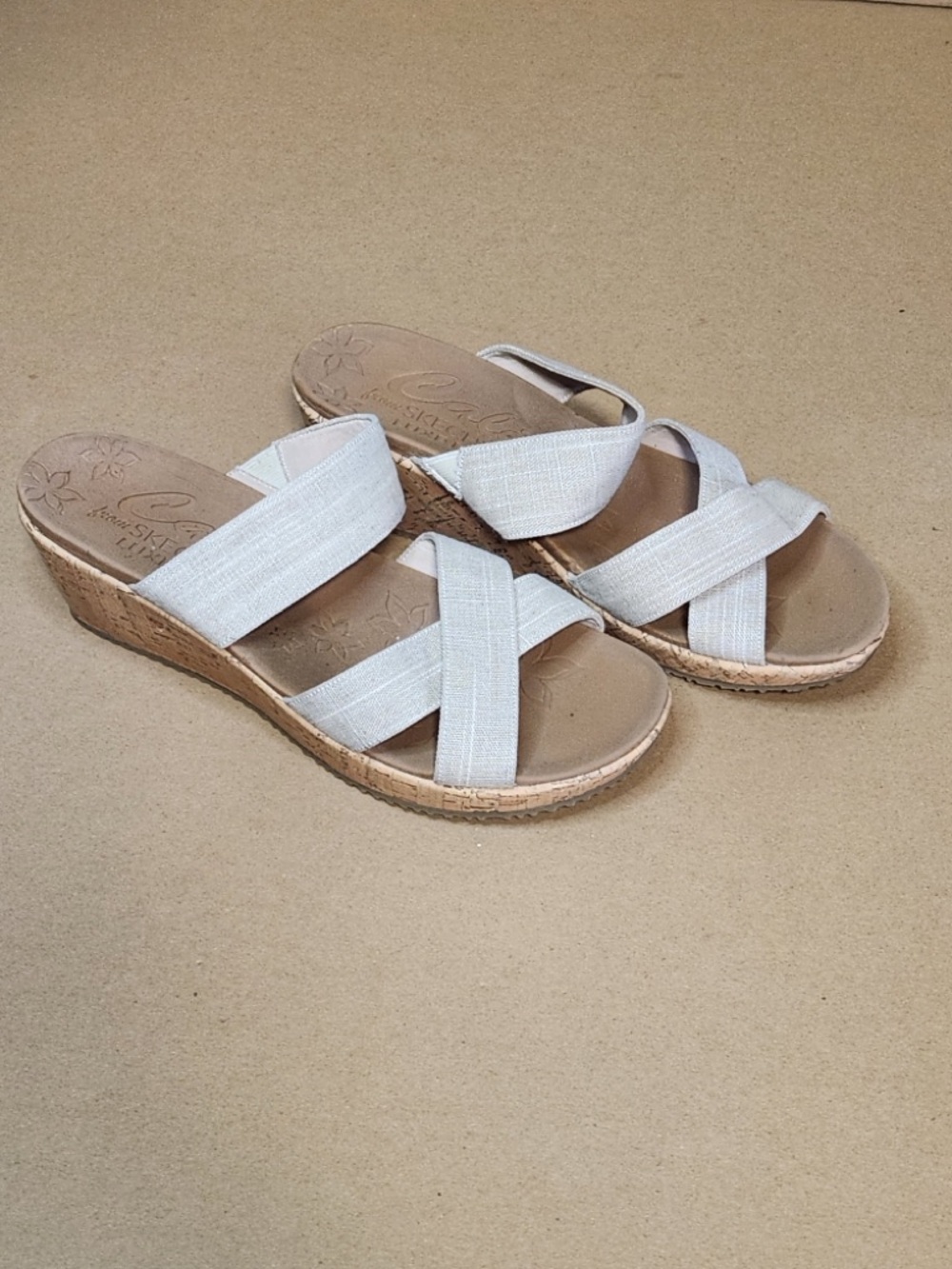 SKECHERS WOMEN'S Beverlee - Brunch Hour WEDGE SANDAL 119326 NATURAL